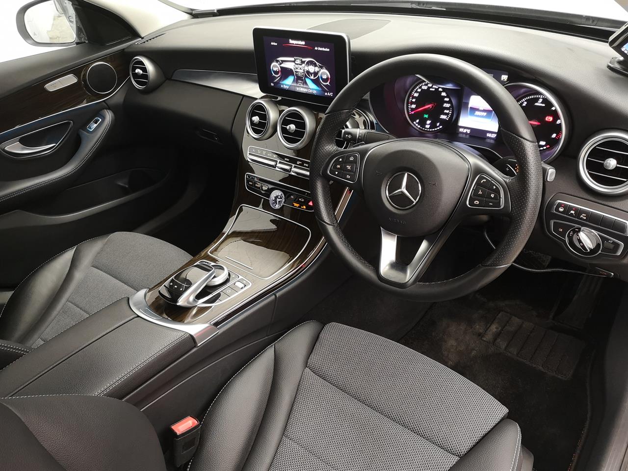 2017 Mercedes-Benz C 220