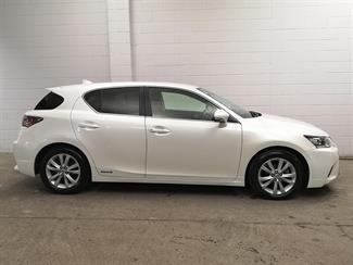 2015 Lexus CT 200H - Thumbnail