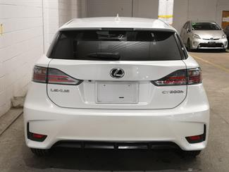 2015 Lexus CT 200H - Thumbnail