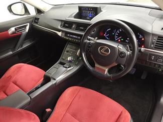 2015 Lexus CT 200H - Thumbnail