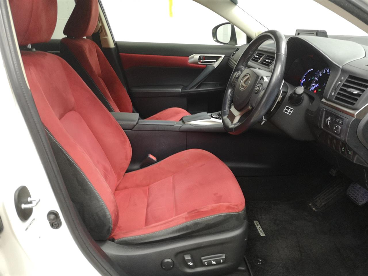 2015 Lexus CT 200H