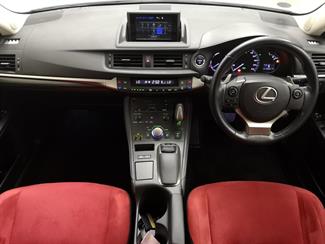 2015 Lexus CT 200H - Thumbnail