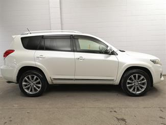 2013 Toyota Vanguard - Thumbnail