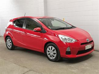 2013 Toyota Aqua - Thumbnail