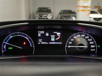 2017 Toyota Sienta - Thumbnail