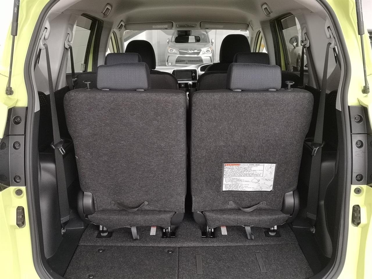 2017 Toyota Sienta