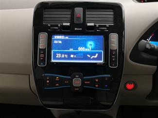 2012 Nissan Leaf - Thumbnail