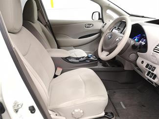 2012 Nissan Leaf - Thumbnail