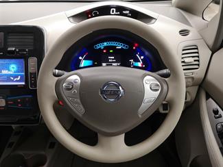 2012 Nissan Leaf - Thumbnail