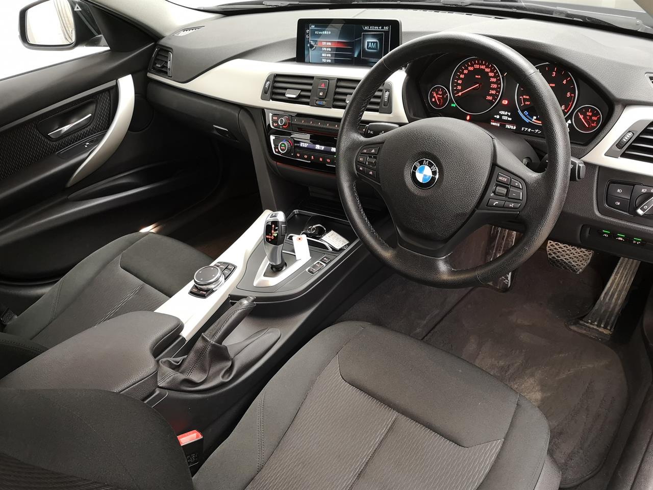 2017 BMW 320d