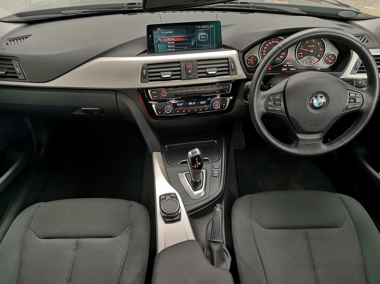 2017 BMW 320d
