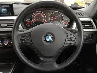 2017 BMW 320d - Thumbnail