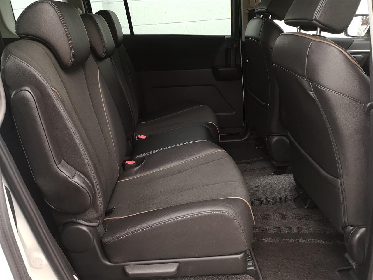 2013 Mazda Premacy