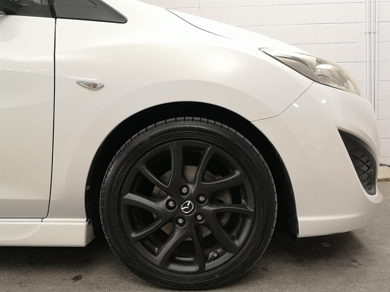 2013 Mazda Premacy