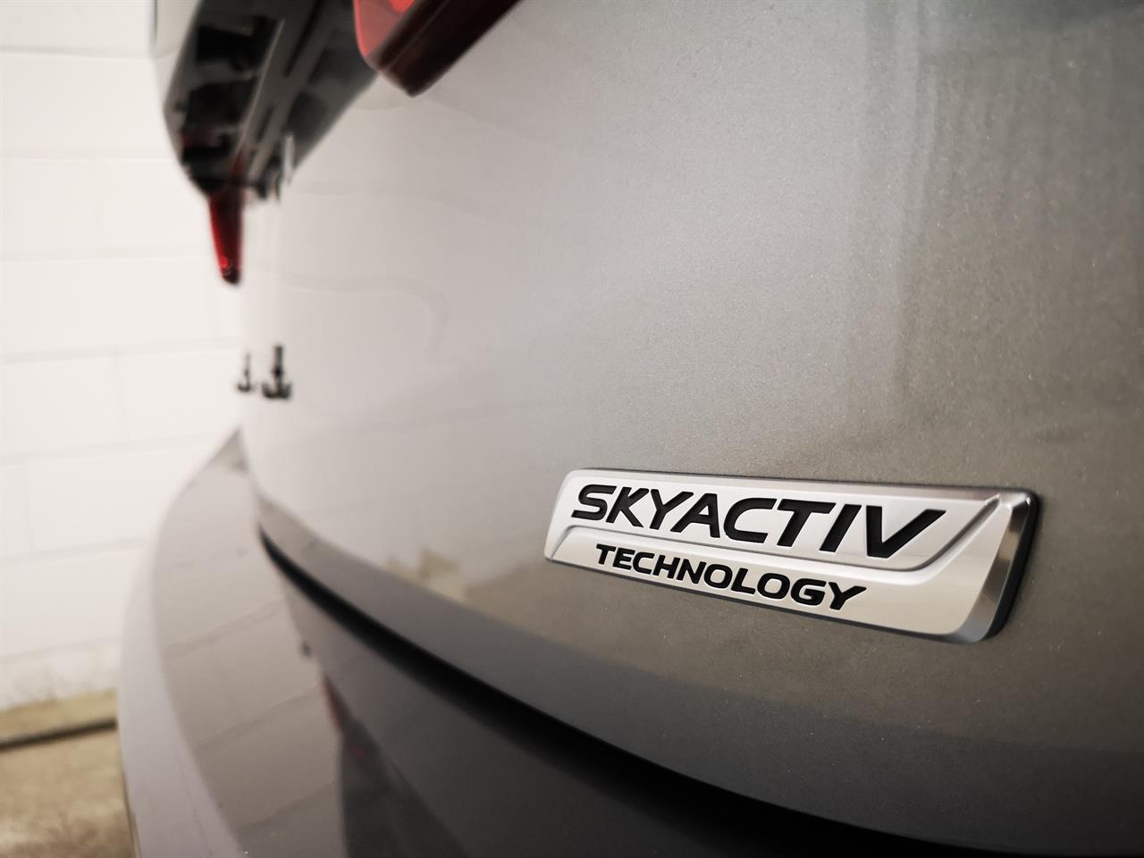 2014 Mazda Premacy
