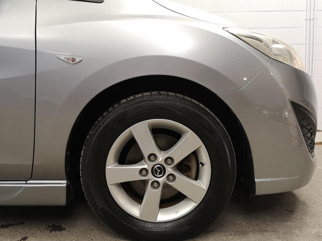 2014 Mazda Premacy