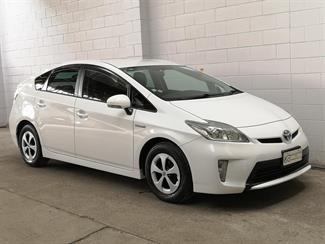 2013 Toyota Prius - Thumbnail