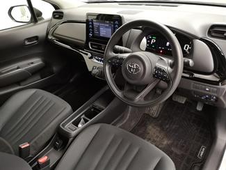 2021 Toyota Aqua - Thumbnail