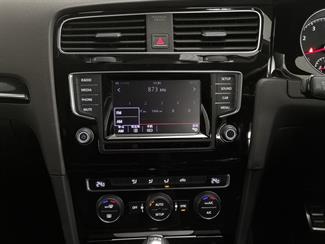 2013 Volkswagen Golf - Thumbnail