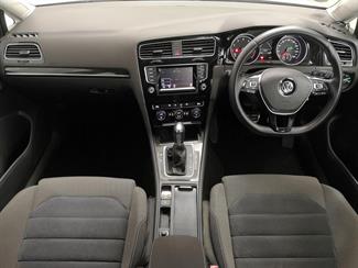 2013 Volkswagen Golf - Thumbnail