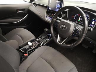 2020 Toyota Corolla - Thumbnail
