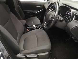 2020 Toyota Corolla - Thumbnail