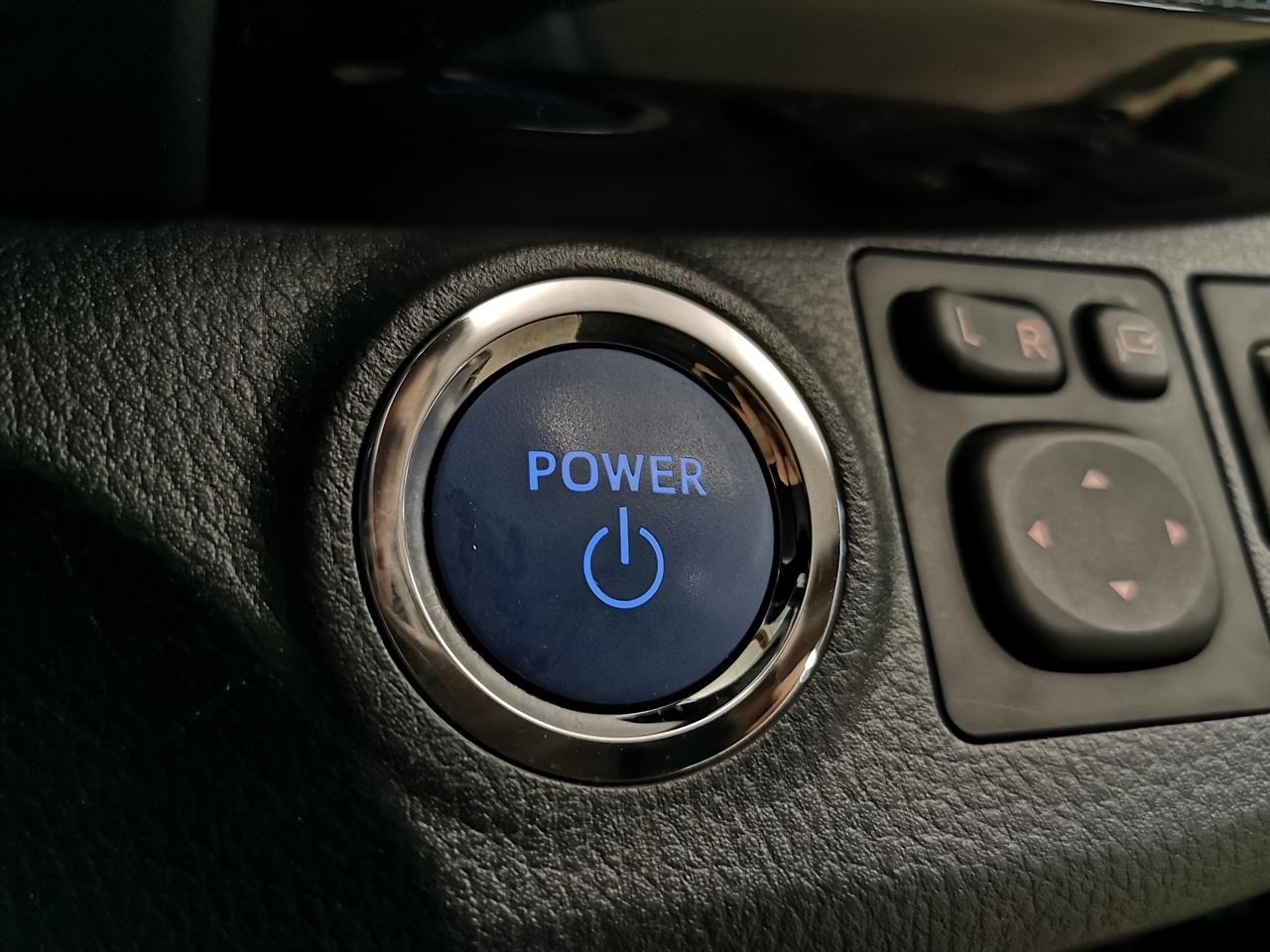 2018 Toyota Vitz