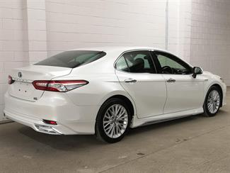 2017 Toyota Camry - Thumbnail