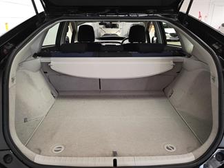 2014 Toyota Prius - Thumbnail