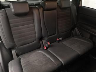 2019 Mitsubishi Outlander - Thumbnail