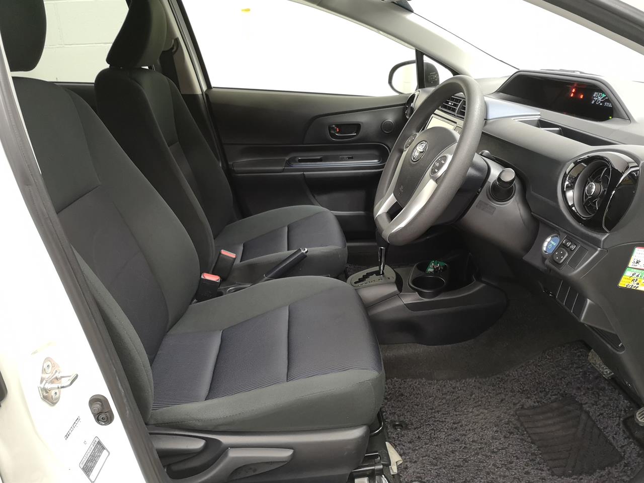 2016 Toyota Aqua