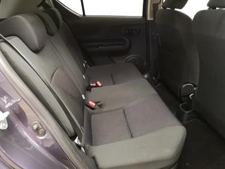 2015 Toyota Aqua - Thumbnail