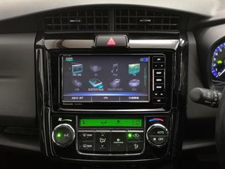 2017 Toyota Corolla - Thumbnail