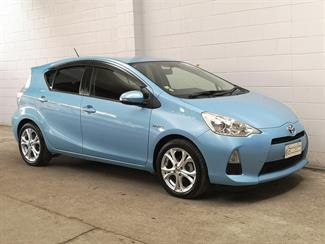 2013 Toyota Aqua - Thumbnail