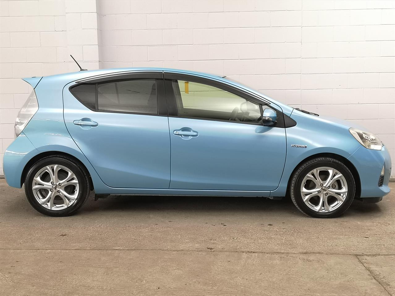 2013 Toyota Aqua