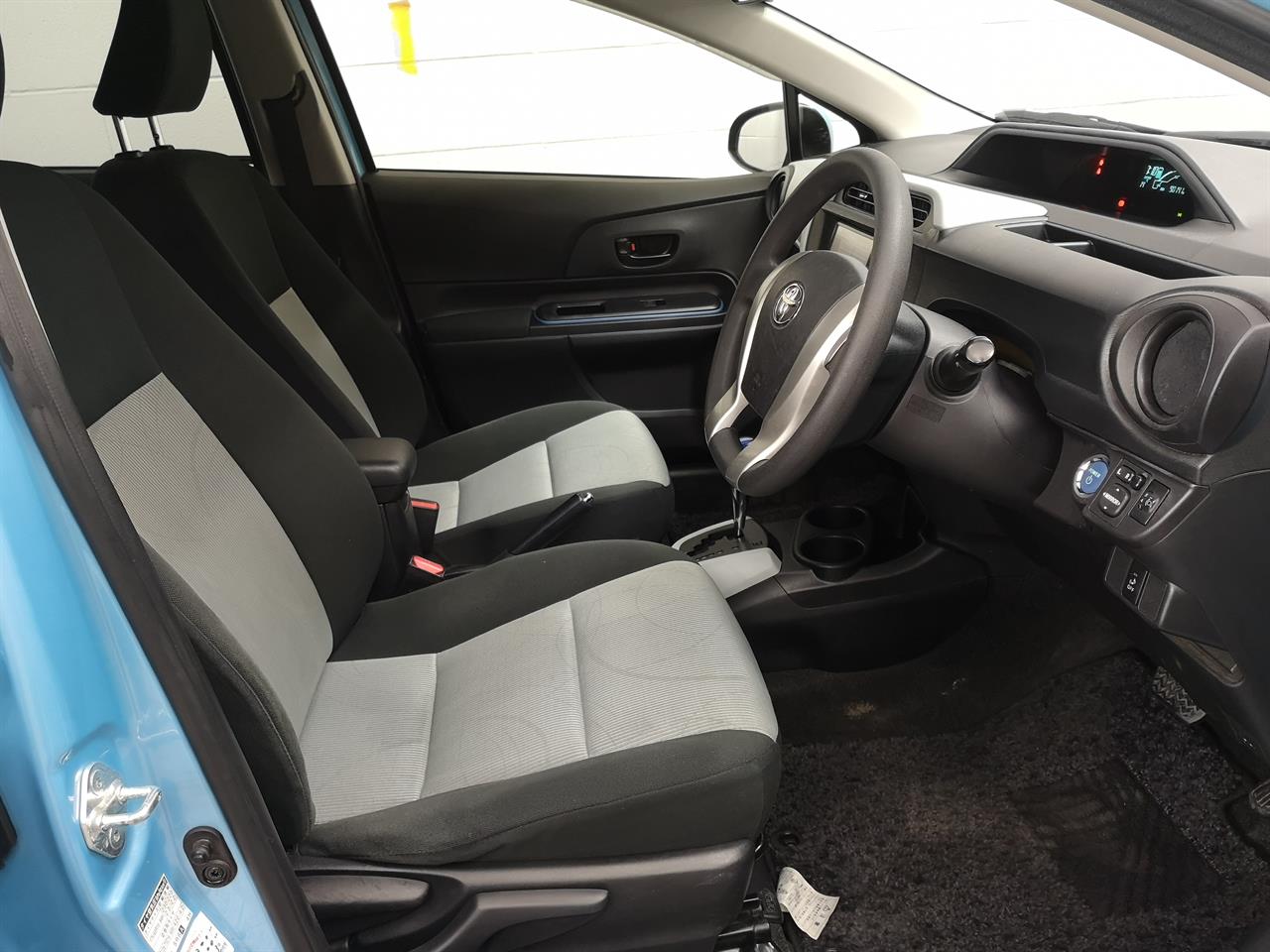 2013 Toyota Aqua