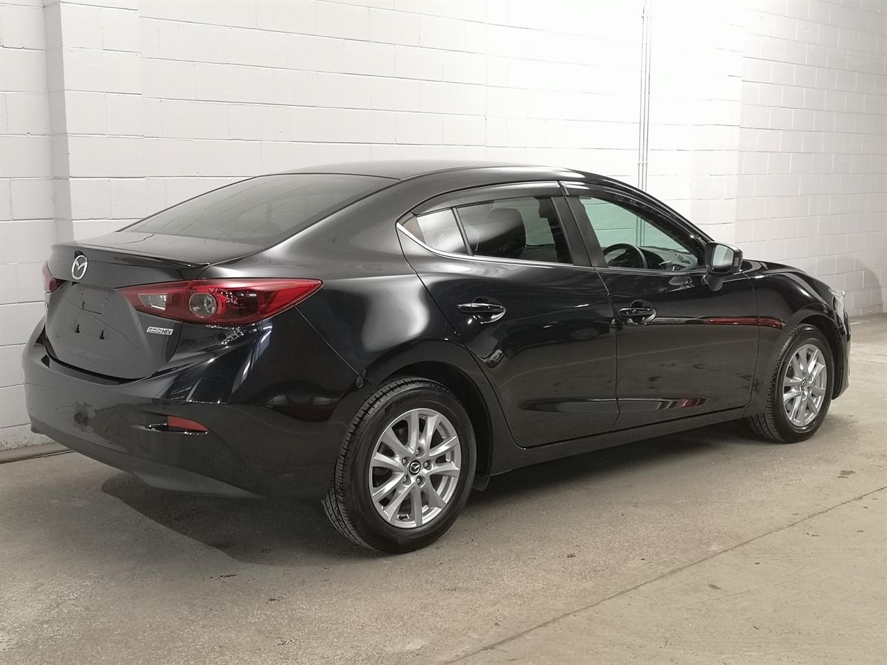 2014 Mazda Axela
