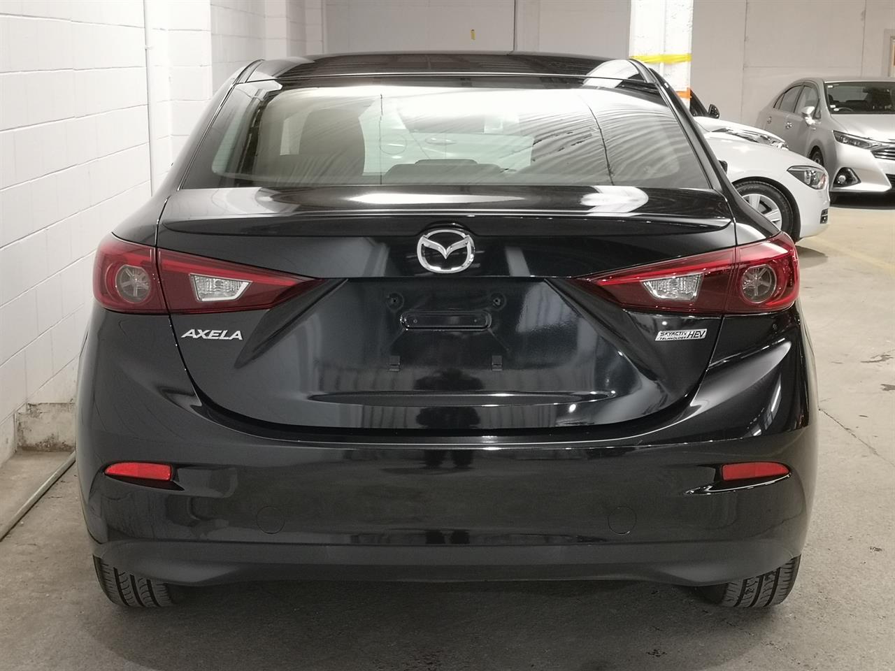 2014 Mazda Axela