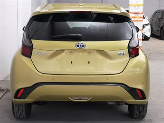 2021 Toyota Aqua - Thumbnail