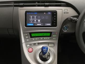2015 Toyota Prius - Thumbnail