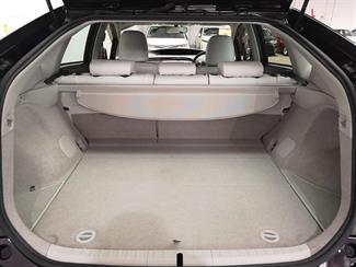 2015 Toyota Prius - Thumbnail