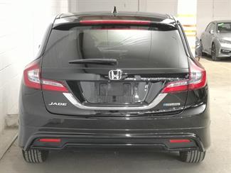 2015 Honda Jade - Thumbnail