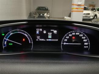 2015 Toyota Sienta - Thumbnail