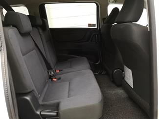 2015 Toyota Sienta - Thumbnail