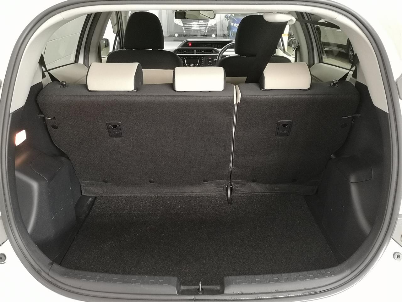 2013 Toyota Aqua