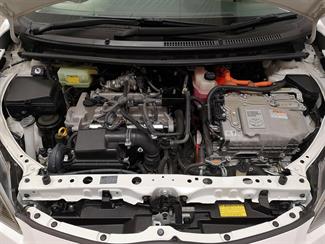 2013 Toyota Aqua - Thumbnail