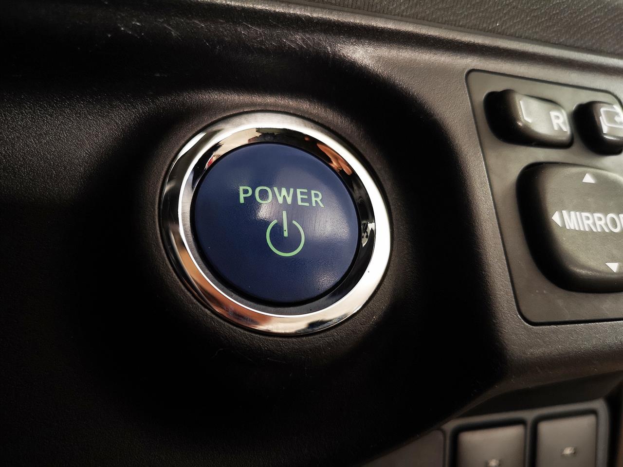 2013 Toyota Aqua