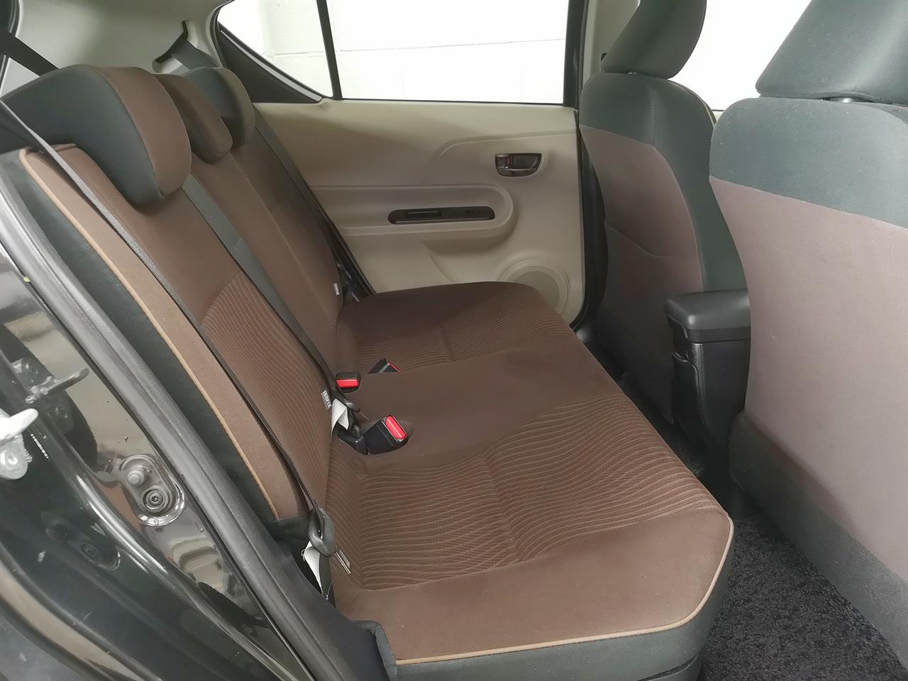 2013 Toyota Aqua