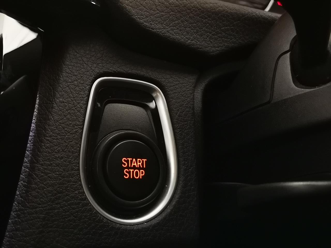 2017 BMW 330e