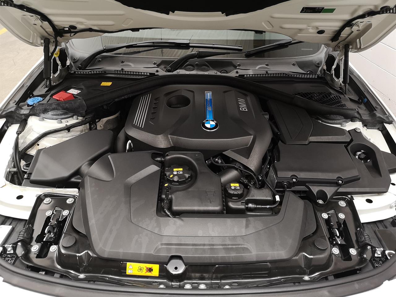 2017 BMW 330e